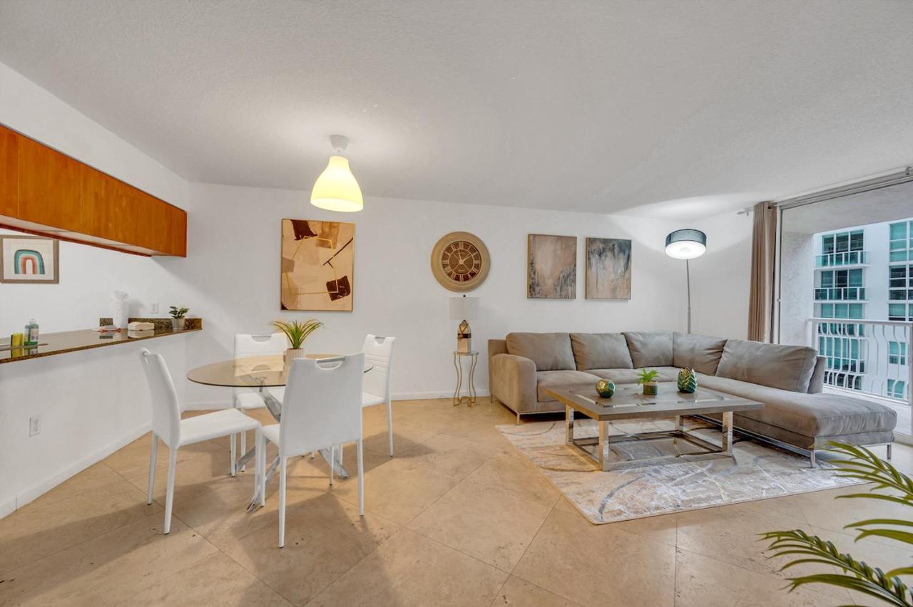 Gorgeous 1Br Condo Brickell-Freeparking 마이애미 외부 사진
